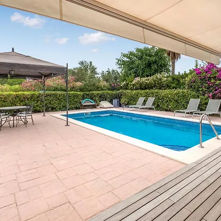 5 Bedroom Awesome In